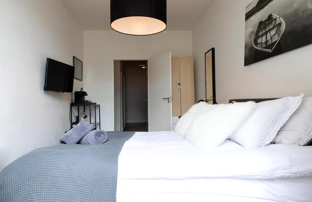 Modern Hideout Ace Location-1